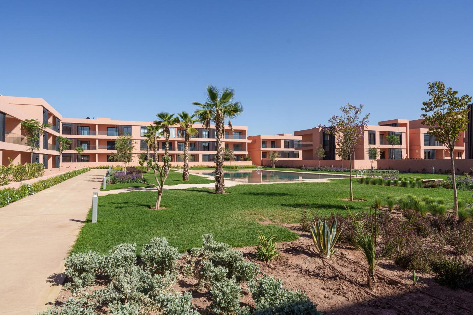 Azure Haven A Contemporary Retreat With A Luxury Appartement *