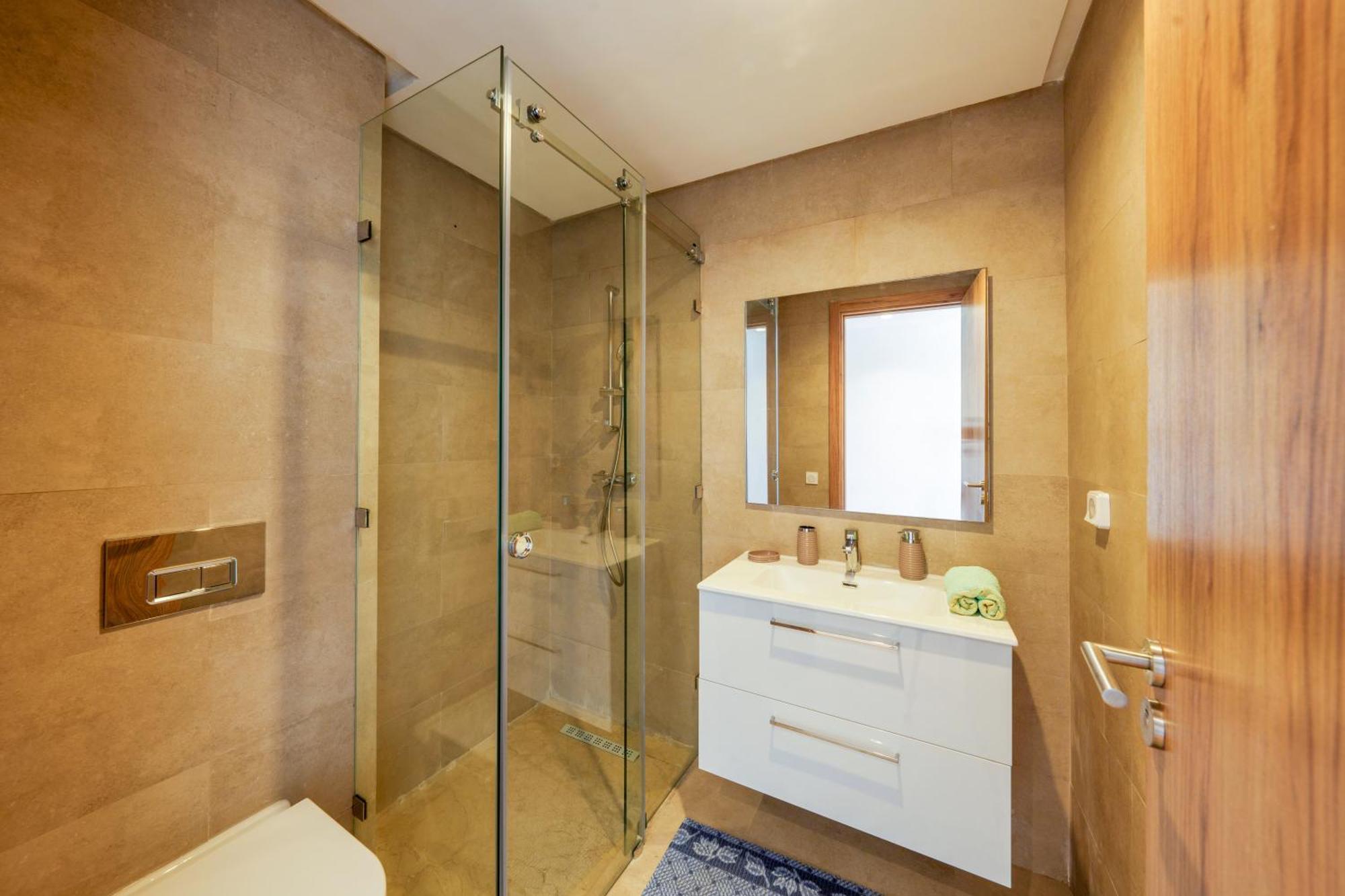 Azure Haven A Contemporary Retreat With A Luxury
