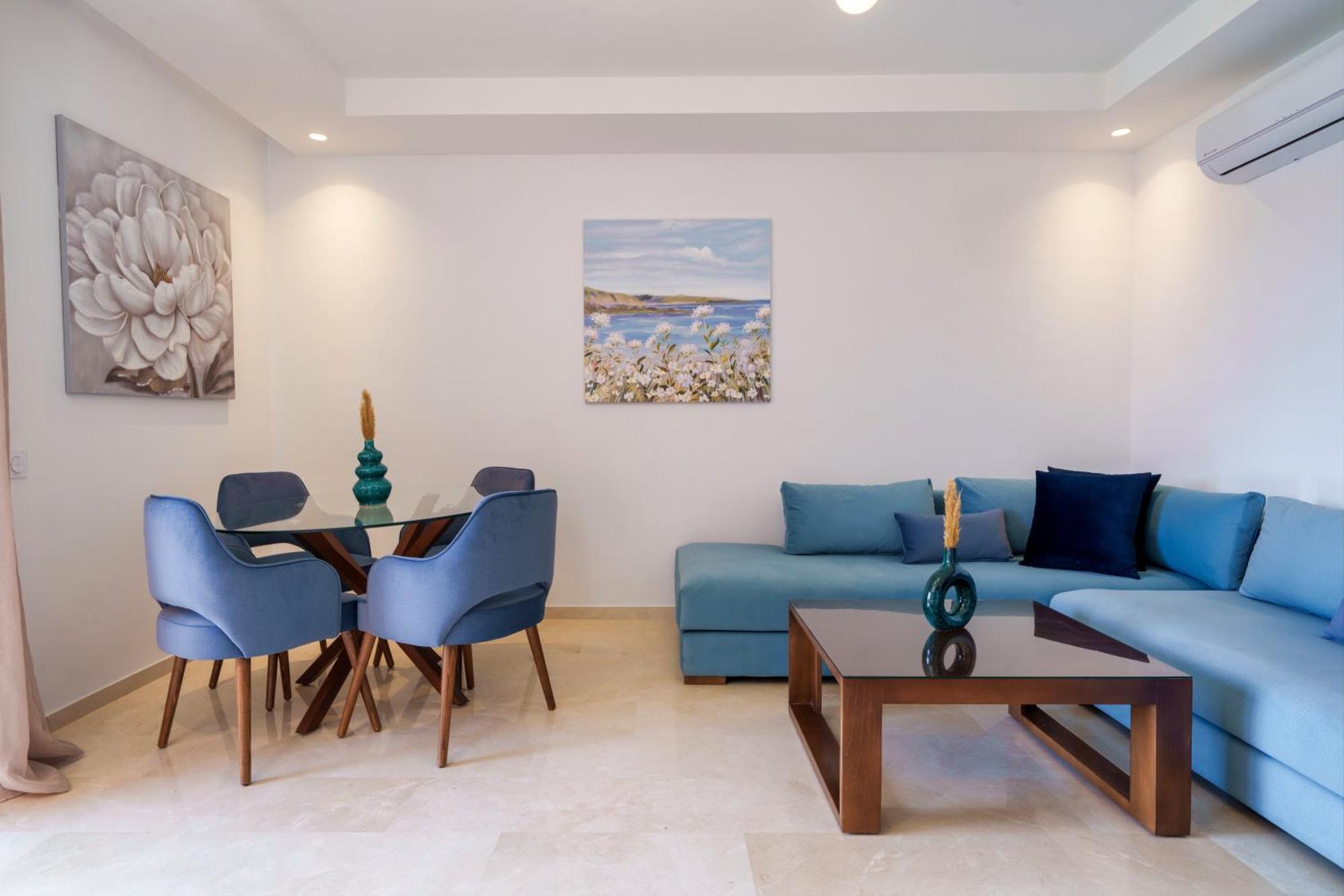 Appartement Azure Haven A Contemporary Retreat With A Luxury